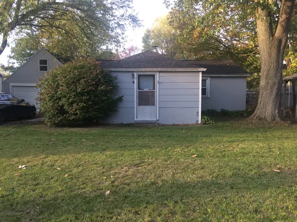 230 Chanter Rd, Jackson, MI 49201