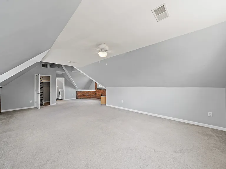 14 Kessler Pl #2 — Photo 21