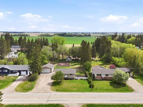 223 W 20th St, Red Deer County, AB T4G 0K8