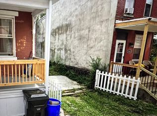 1611 Carnation St, Harrisburg, PA