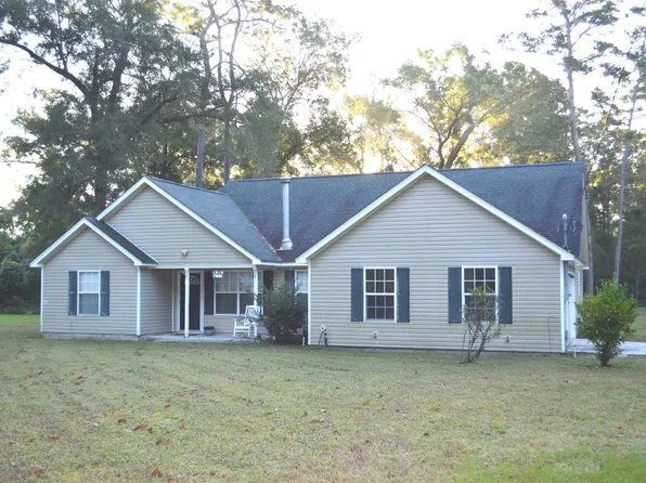 21 Marsue Dr, Crawfordville, FL 32327