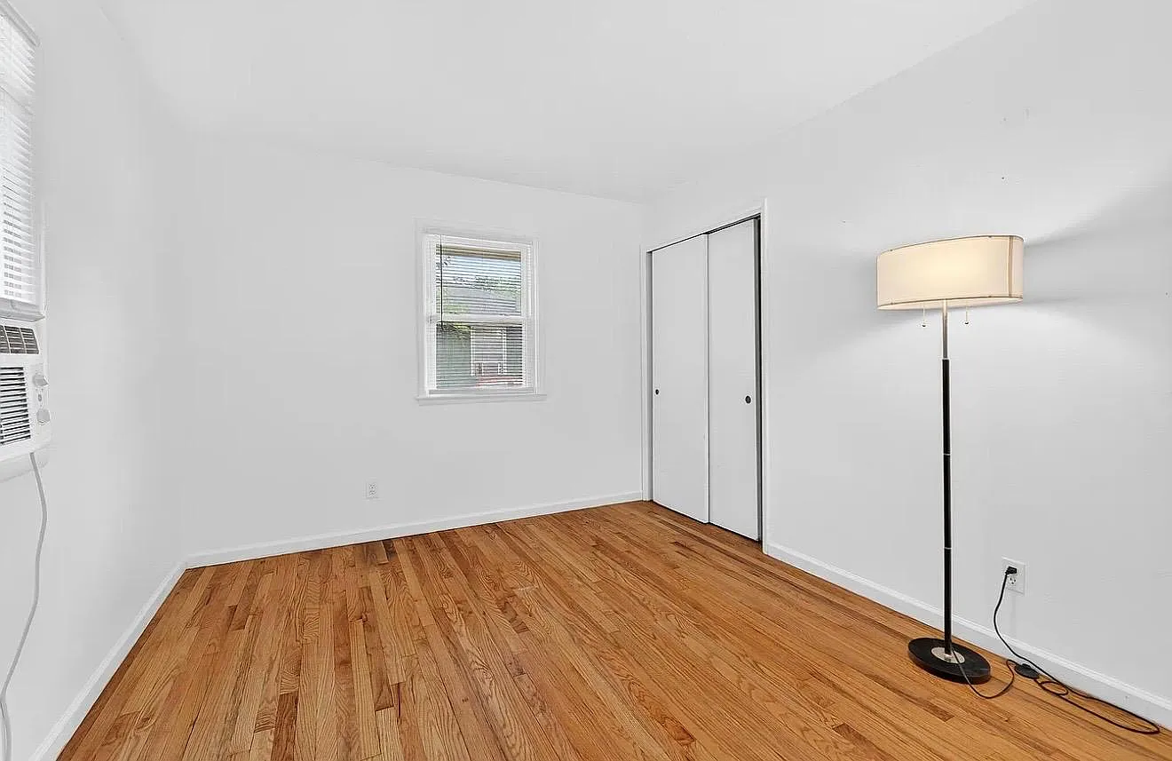 3 bed, 1000 sqft, $1,750 — Photo 4