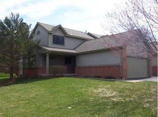 1009 Pinewood Ct, Brighton, MI 48116