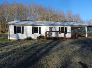 1207 W Bear Wallow Rd, Castlewood, VA 24224