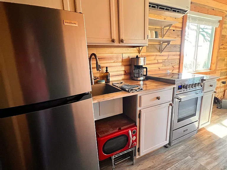 51 Sulphur Springs Rd #E — Photo 7