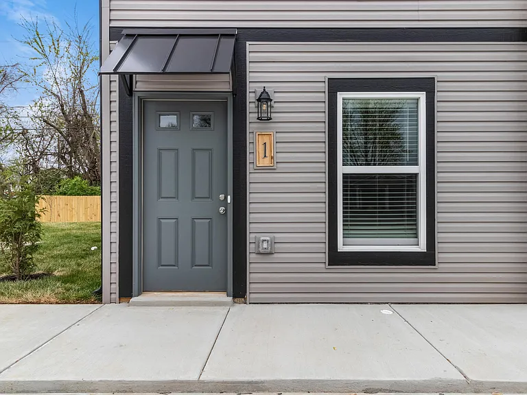 202 Burch Rd #B-4 — Photo 7