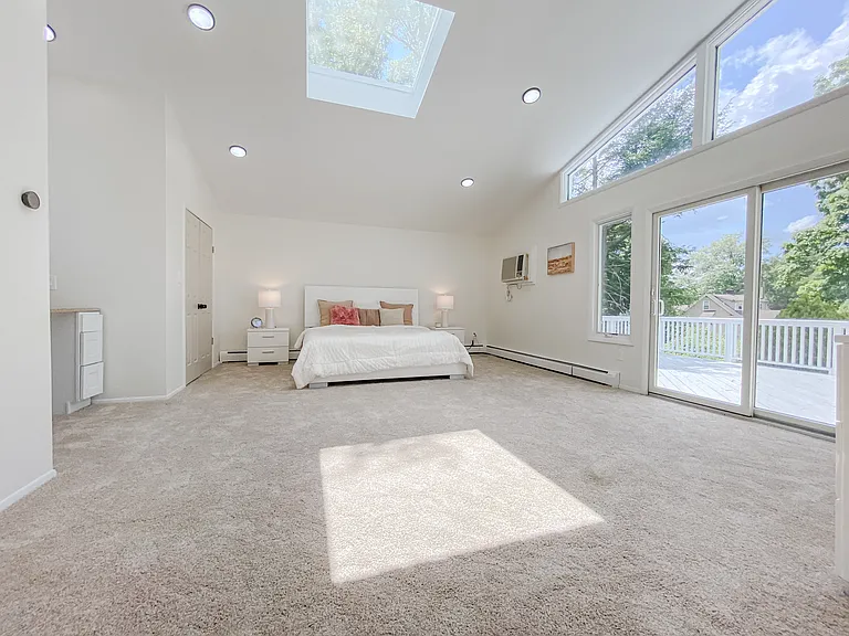 1 Herrick Dr — Photo 17