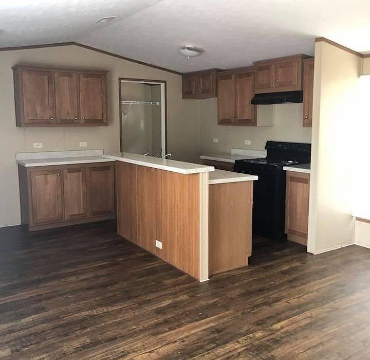1st image of 424 N Broadway St #325
