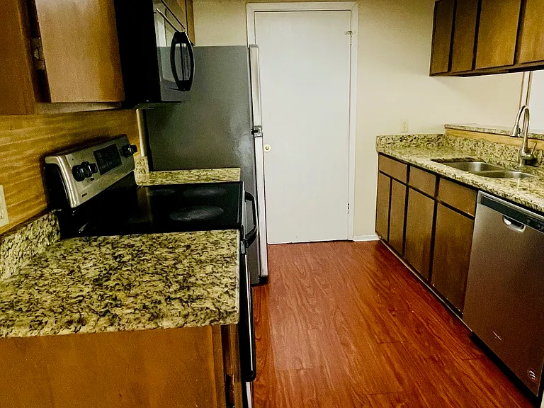 1405 Camp Craft Rd #D — Photo 11