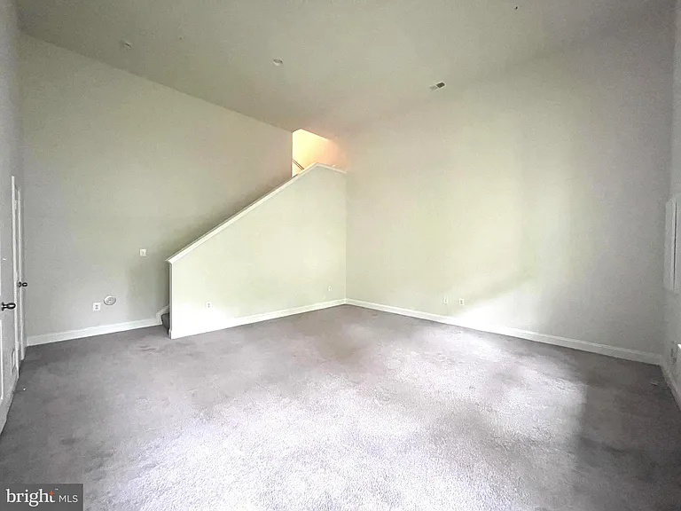 7805 Loblolly Way — Photo 21