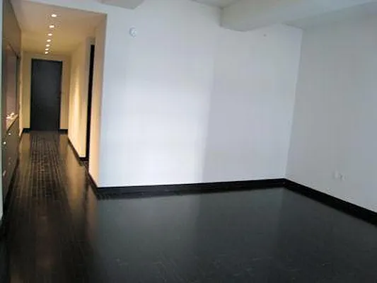 Rented by Kian Realty | media 34