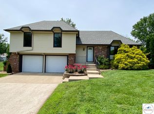 109 S Vansant St, Clinton, MO 64735