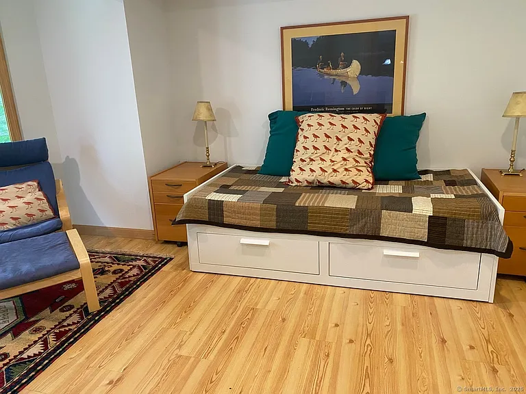 177 W Hyerdale Dr — Photo 26