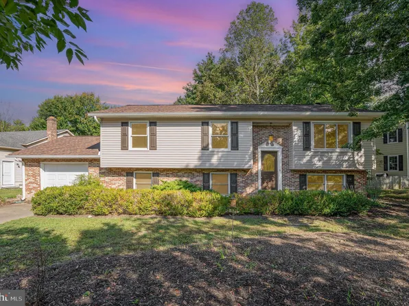 5813 Queens Mill Cir, Fredericksburg, VA 22407