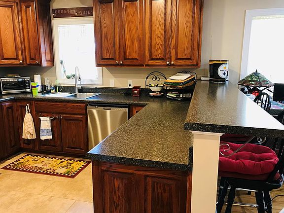 5th image of 1137 Seven Oaks Dr