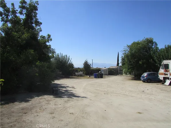 1345 Turquoise Ave, Mentone, CA 92359