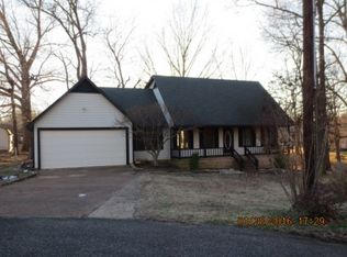 41 Autumnwood Cv, Jackson, TN 38305