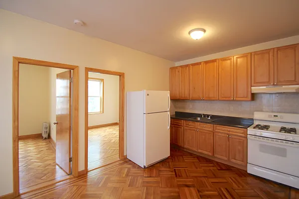 Rented by Nest Seekers International | media 16