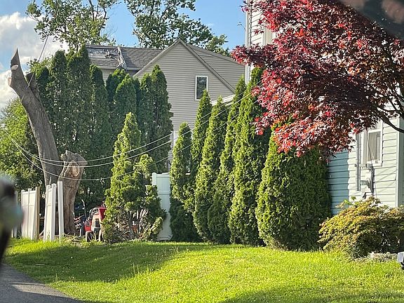 5th image of 4037 Freemansburg Ave