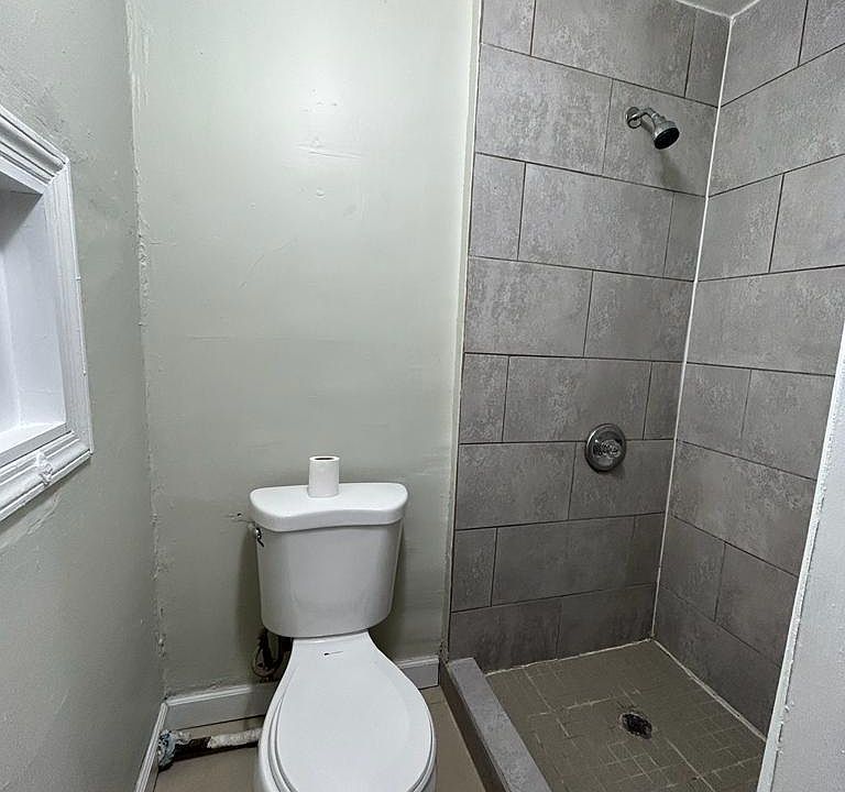 2nd image of 168 S 10th St #3