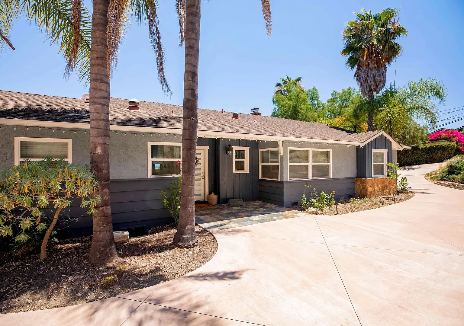 18 Stallion Road RPV — Photo 1