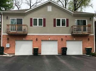 350 W Johnson St APT 2, Palatine, IL