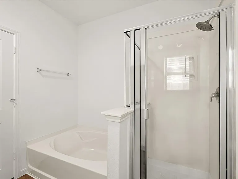 8218 Wave Arbor Dr — Photo 11