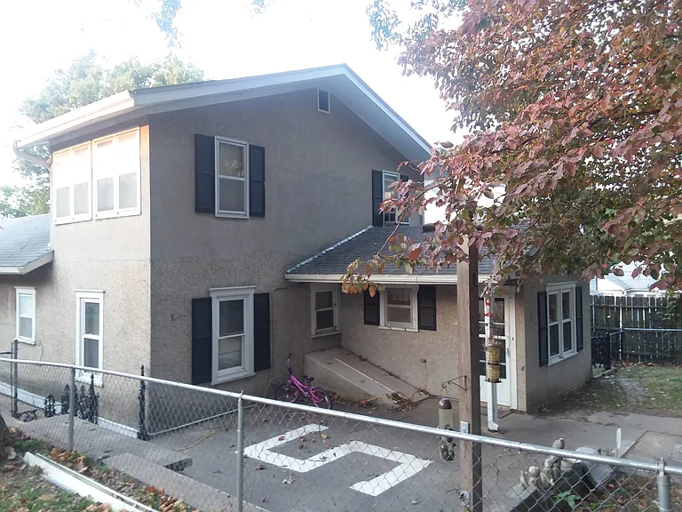 1604 Oneida St — Photo 11
