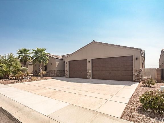 2nd image of 1093 Bella Luna Dr