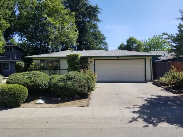 2312 Temple Dr, Davis, CA 95618