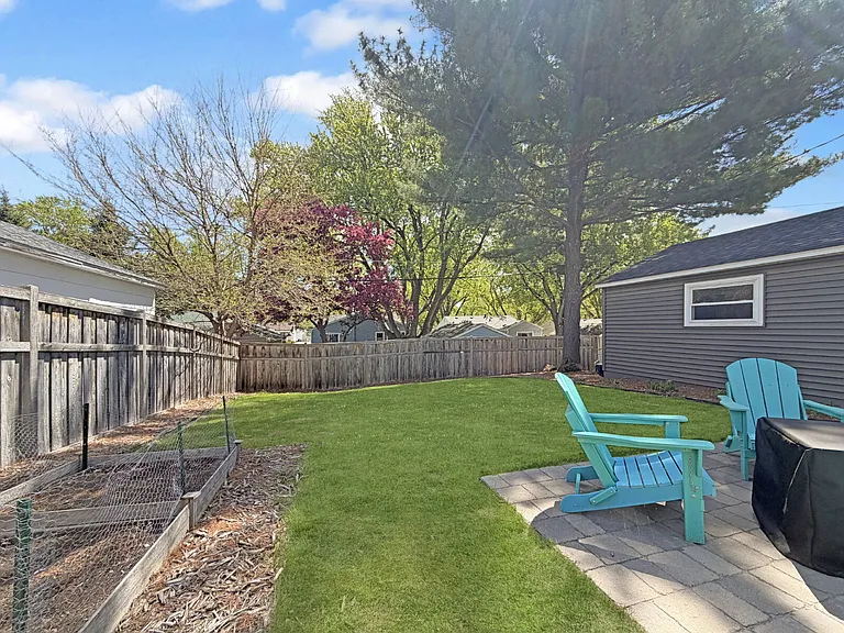 3331 Wyoming Ave S — Photo 15