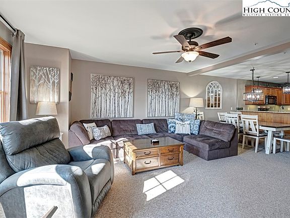 4th image of 499 Indian Paintbrush Drive #RU-1