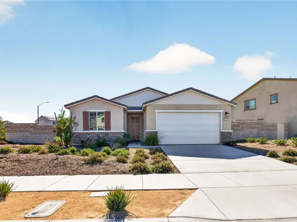 4877 Goldfinch St, Hemet, CA 92545