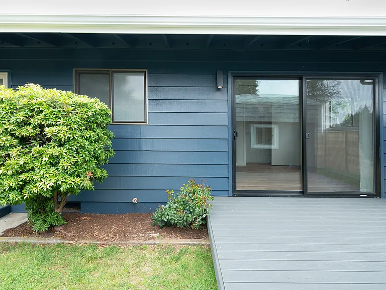Deck off the primary bedroom