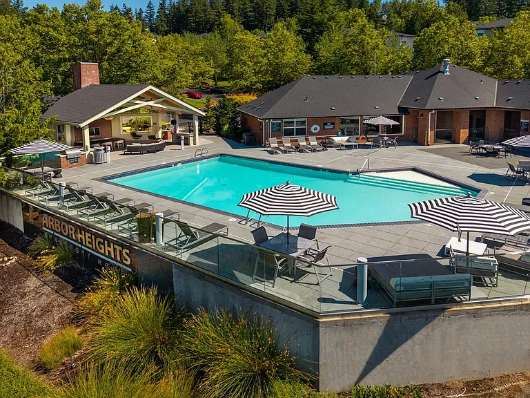 Arbor Heights — Photo 28