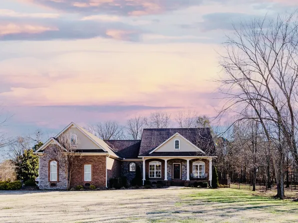 120 Rockingham Dr, Murfreesboro, TN 37129