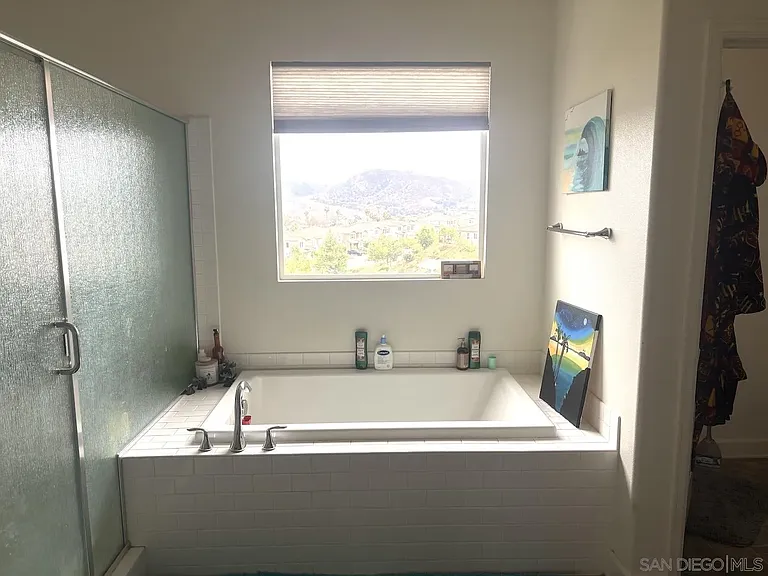 4633 Quiet Ridge Ln — Photo 15