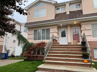 133 Livingston Ave, Staten Island, NY 10314