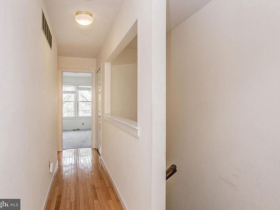 146 Barley Sheaf Dr, East Norriton, PA 19403 Zillow