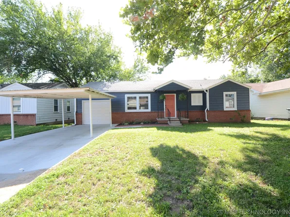 623 S Cedar St, Bristow, OK 74010