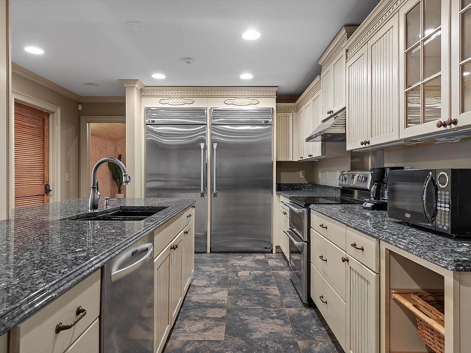 34th image of 1020 Thomas Rd