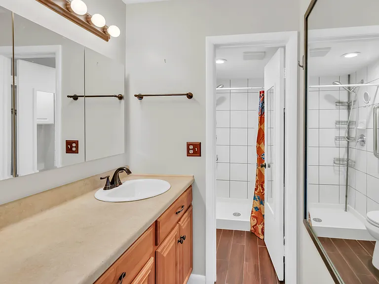 20 Running Brook Ln — Photo 5