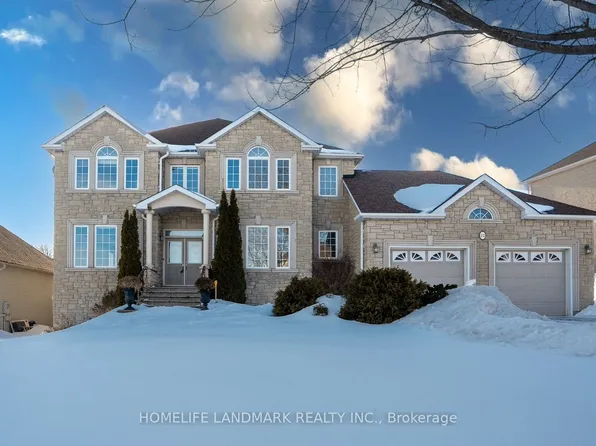 22 Appalachian Rd, Vaughan, ON L6A 2V9