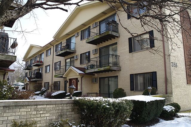 1st image of 2155 N Harlem Ave Rear 206