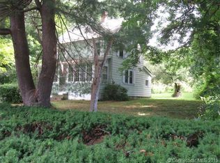 101 Warsaw St, Deep River, CT 06417