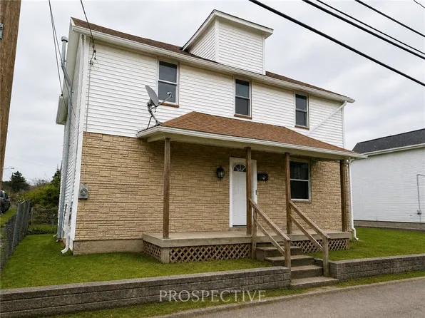 27 Mifflin Ave, Uniontown, PA 15401