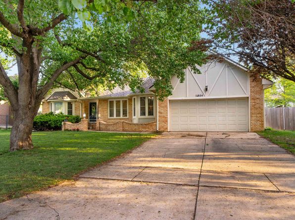 11804 W Texas St, Wichita, KS 67209