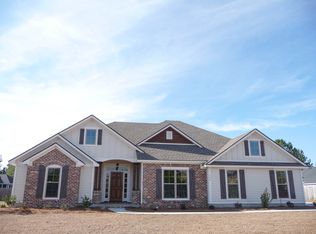 744 Carriage Xing, Hahira, GA 31632