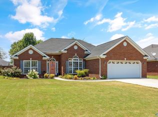 1921 Red Sunset Dr, Decatur, AL 35603