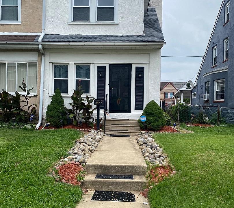 1st image of 209 N Wycombe Ave